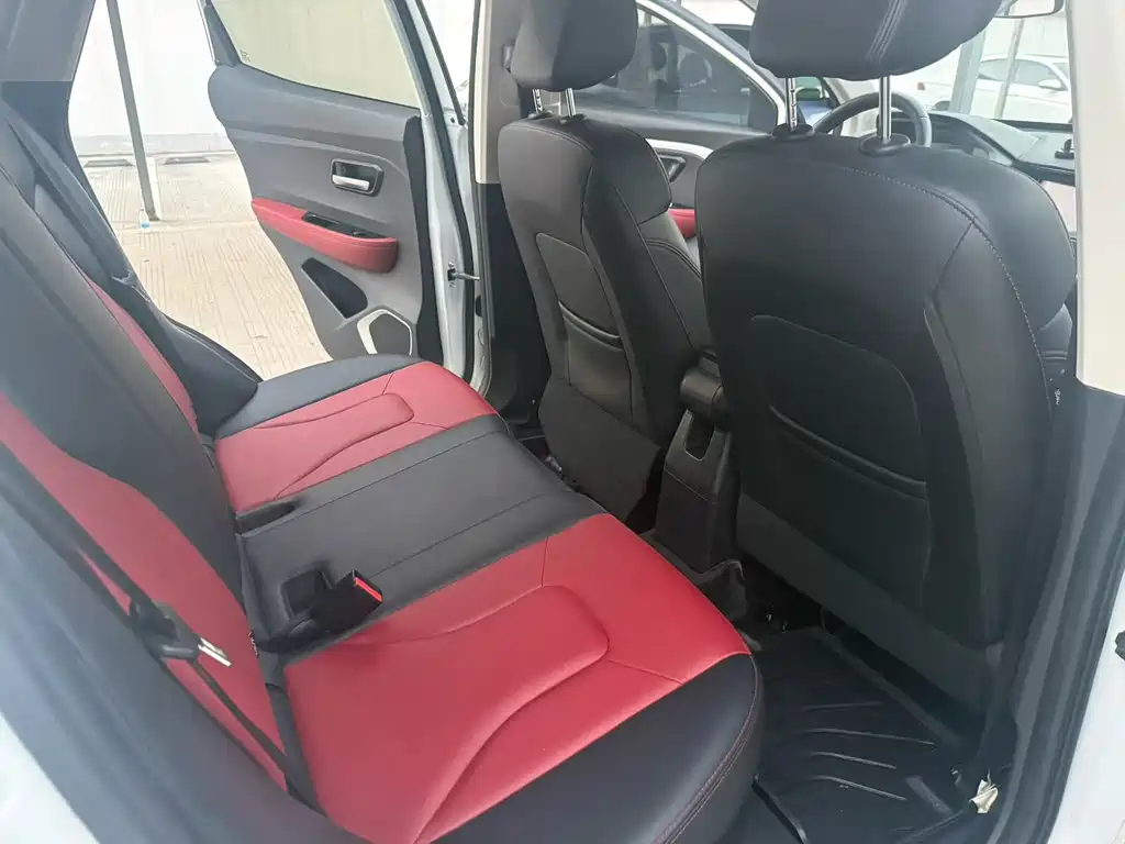 Haval H2 s 哈弗H2 s 2018款 红标 1.5 T 双离合豪华型