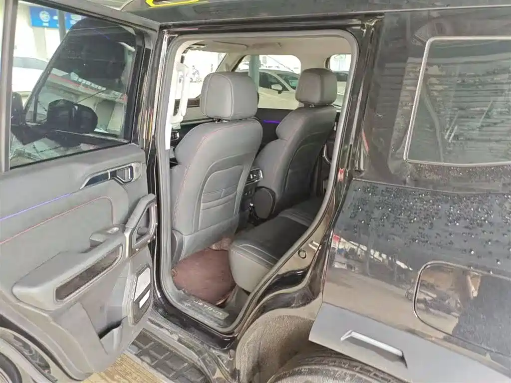Jetour Traveller 2.0 T 4 WD Cross PRO