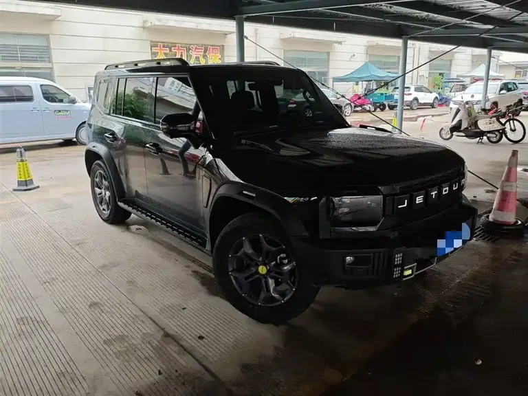 Jetour Traveller 2.0 T 4 WD Cross PRO