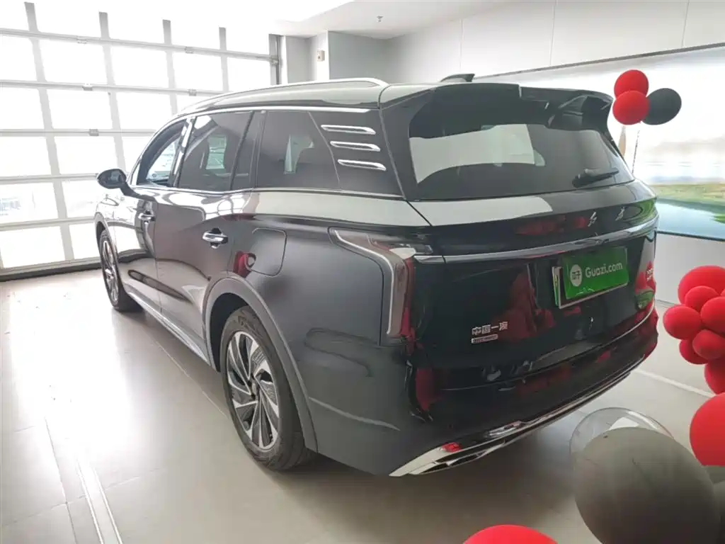 Hongqi HS7 PHEV 红旗HS7 PHEV 2024款 2.0 T PHEV 四驱旗领版 6座