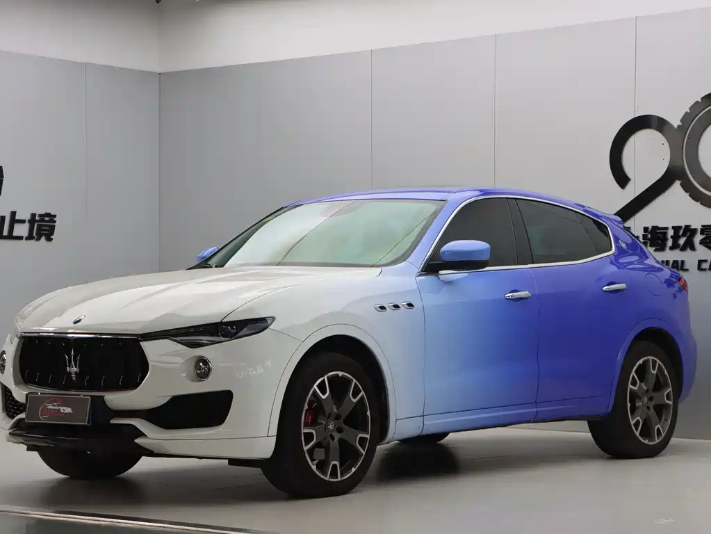 Levante 3.0 T Standard