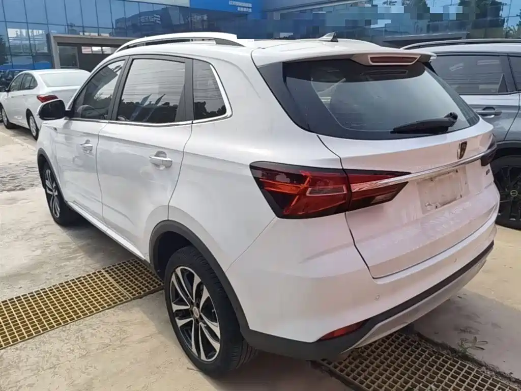 Roewe RX3 1.6 L CVT 4 G Connected Super Cool Elite
