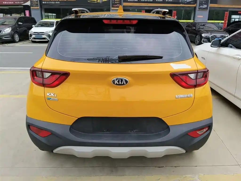 Stonic 1.4 L Auto Sport CN-VI