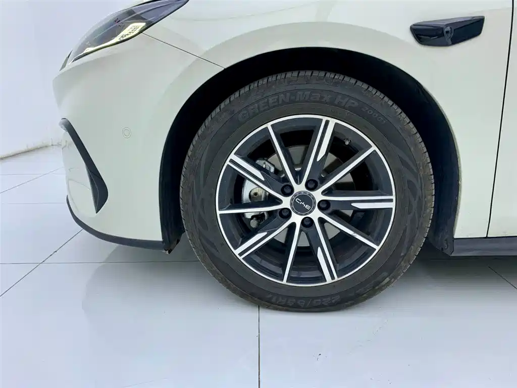 Seal 06 DM-i Smart Drive 120 KM Premium