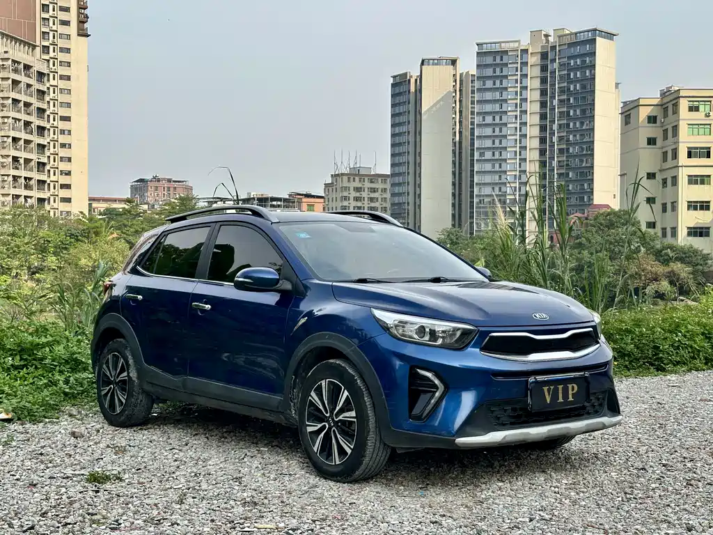 Stonic 1.4 L Auto Fun Enjoyment CN-VI