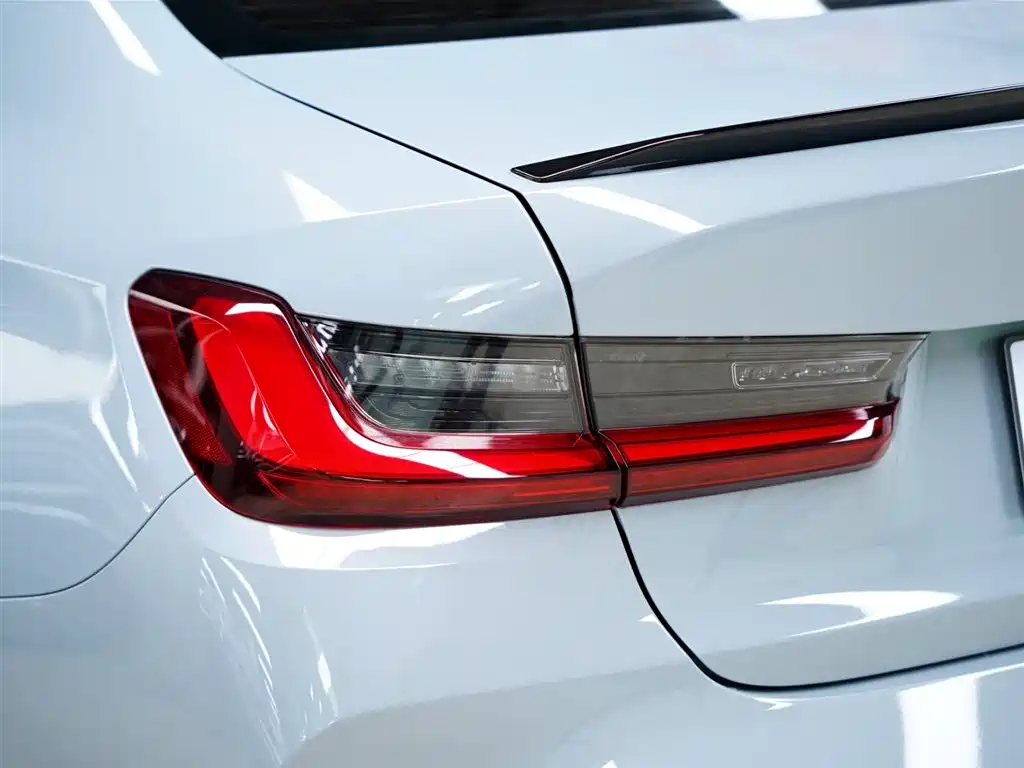 BMW M3 M3 4-door Sedan M xDrive Thunder