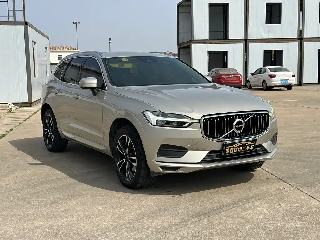 Volvo XC60 T5 4 WD Smart Vision