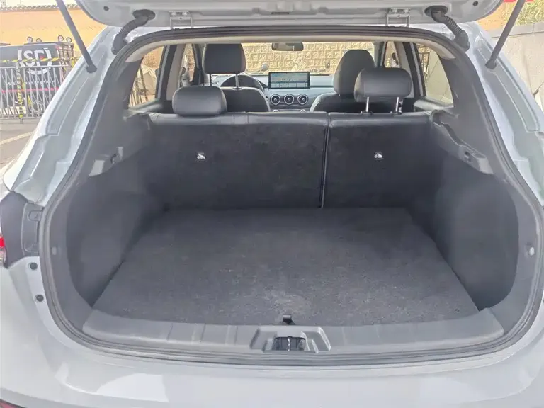 Nissan Qashqai Honor 2.0 L CVT XV+ Leading