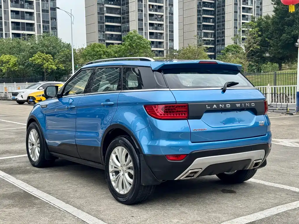 Landwind X7 2.0 T Panoramic Flagship