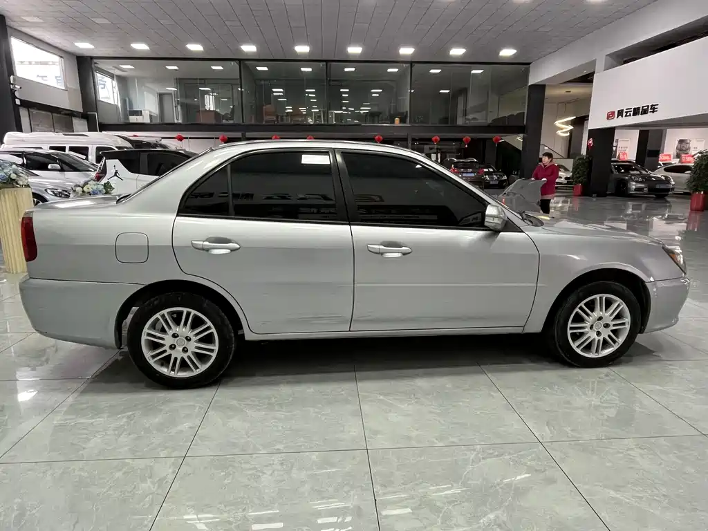 Lancer 蓝瑟 2012款 1.6 L 手动舒适版SEi