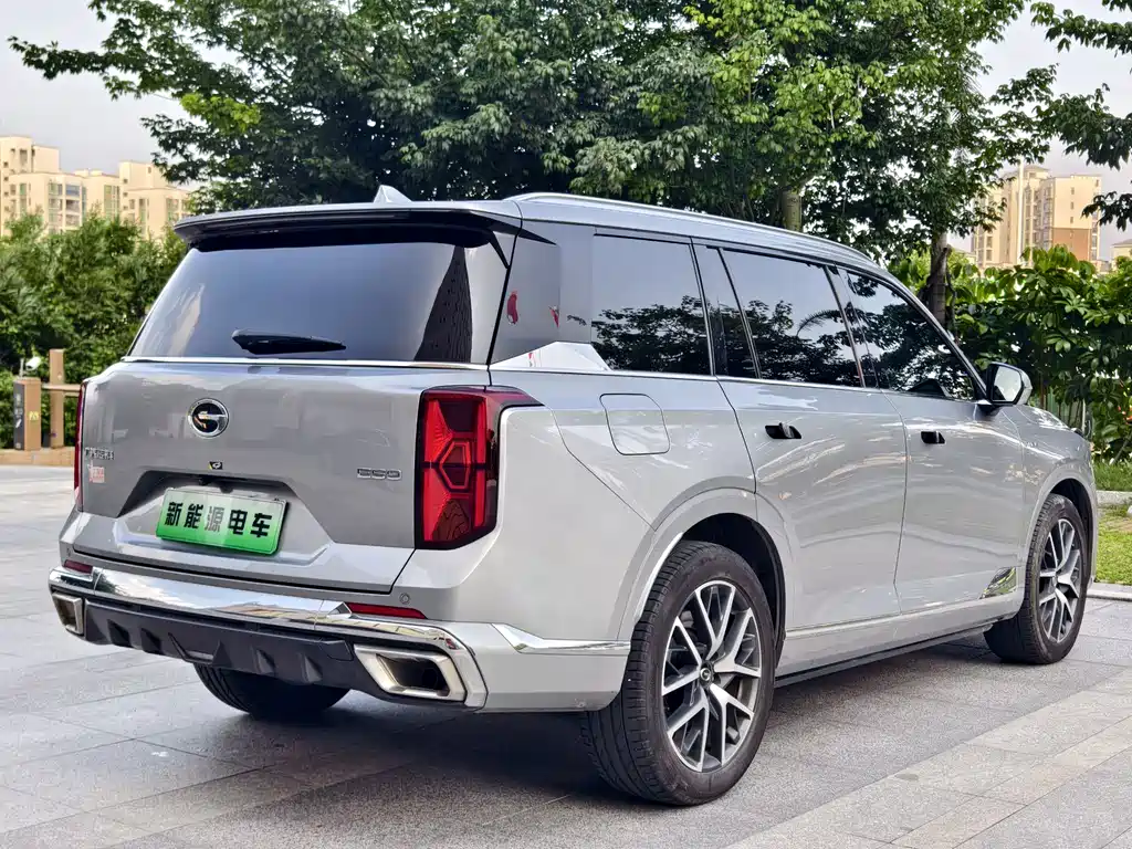 Trumpchi ES9 PHEV 143 km Pro