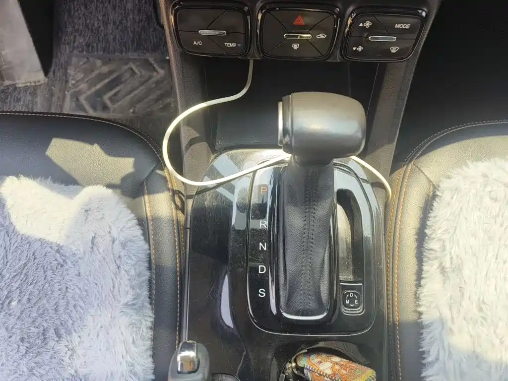 GAC Trumpchi GS3 235 T Auto Elite