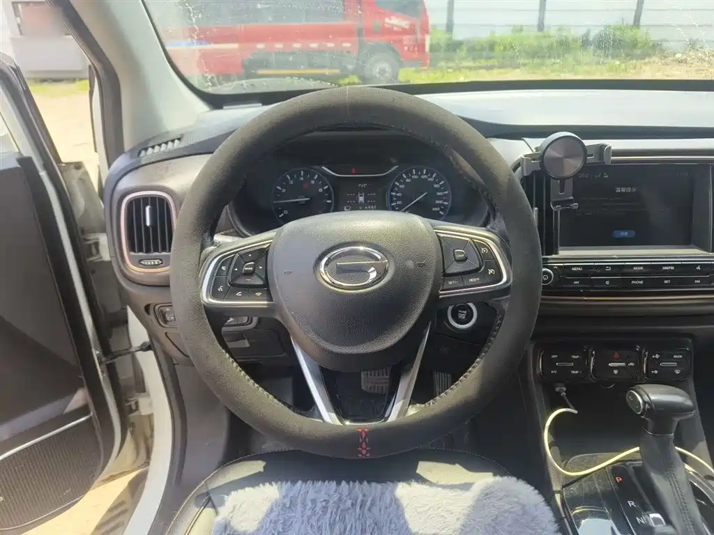 GAC Trumpchi GS3 235 T Auto Elite