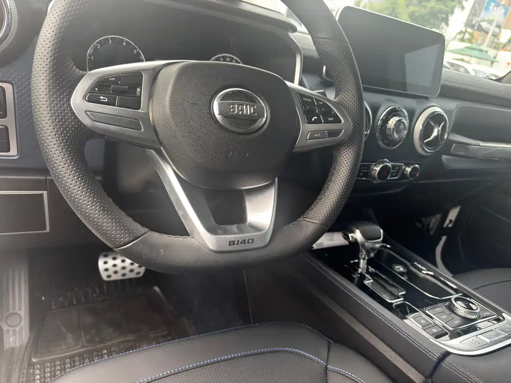 BAIC BJ40 PLUS 2.0 T Auto 4 WD City Hunter