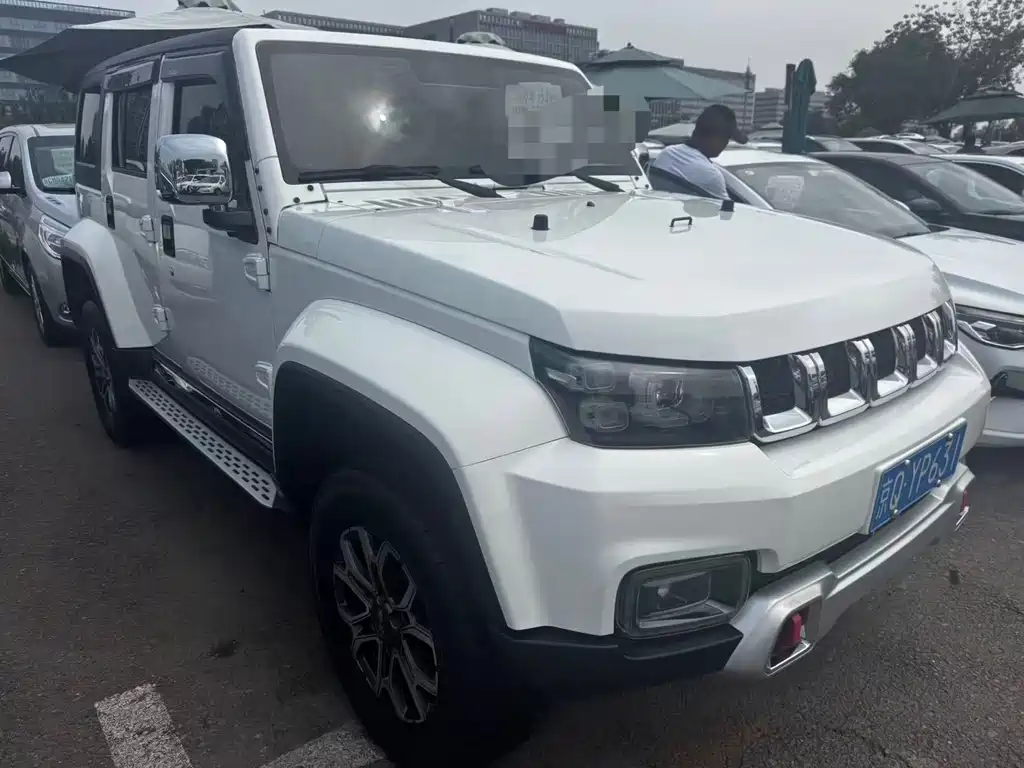 BAIC BJ40 PLUS 2.0 T Auto 4 WD City Hunter