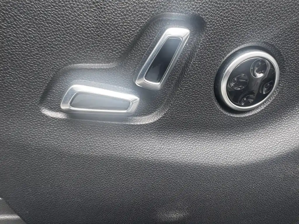 BAIC BJ40 PLUS 2.0 T Auto 4 WD City Hunter
