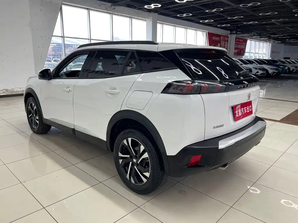 Peugeot 2008 2022 230 THP THE ONE