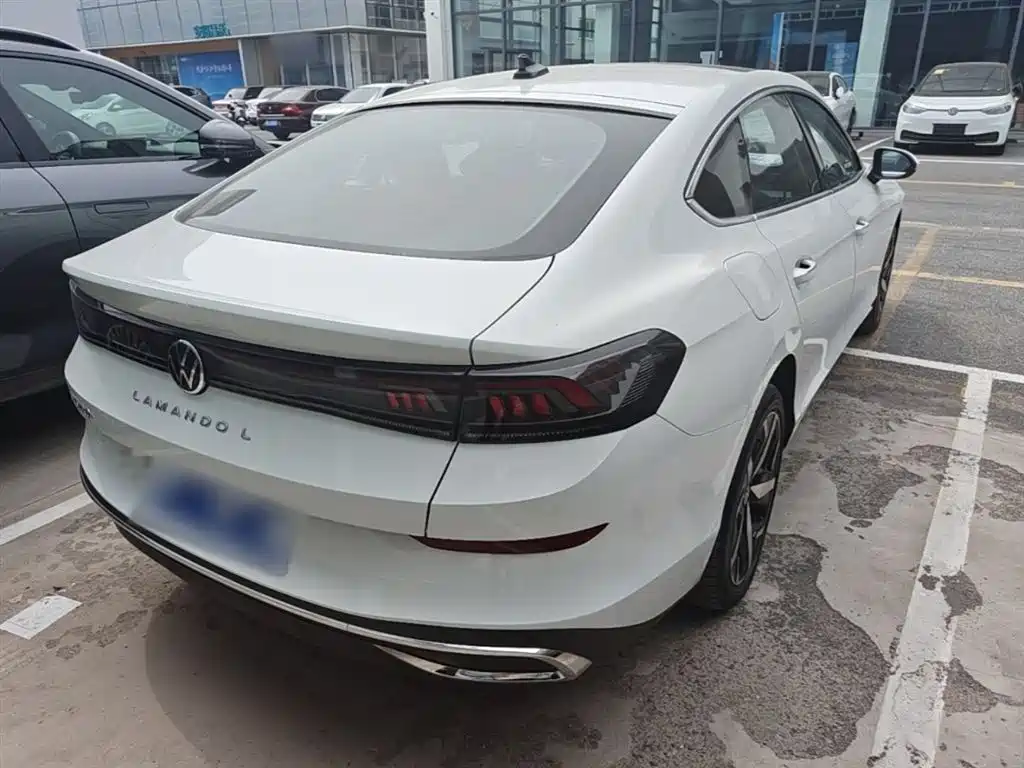 Lamando Lamando L 280 TSI DSG Spicy Cool