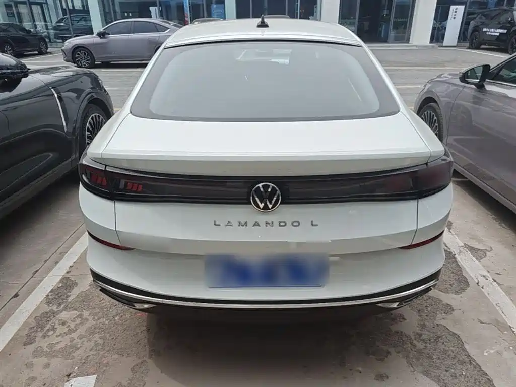Lamando Lamando L 280 TSI DSG Spicy Cool
