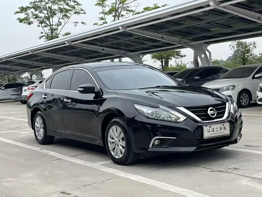 Teana Facelift 2.0 L XL Comfort