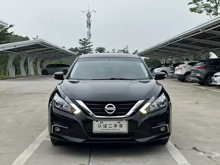 Nissan Teana Facelift 2.0 L XL Comfort