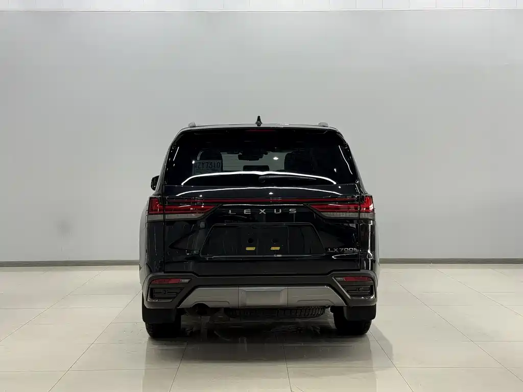 Lexus LX 700 h OVERTRAIL