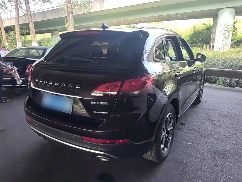 Borgward BX7 宝沃BX7 2018款 28 T 两驱豪华型 5座 国VI