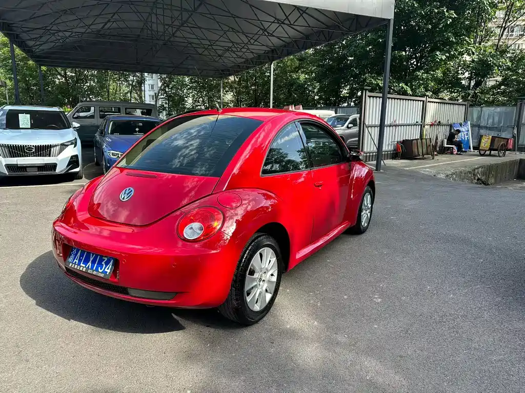 Beetle 1.6 AT
