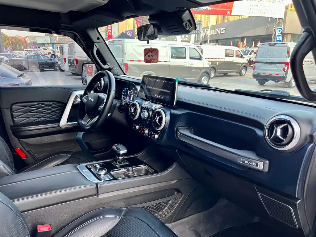 BAIC BJ40 2.0 T Auto 4 WD City Hunter Swordsman