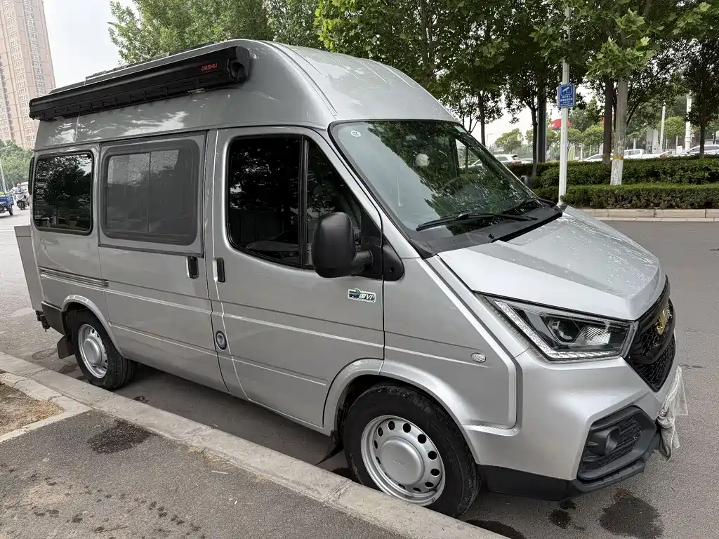 Transit Custom 2.8 T Space King Taurus SWB Mid High Roof 6-seat Diesel CN-VI JX493