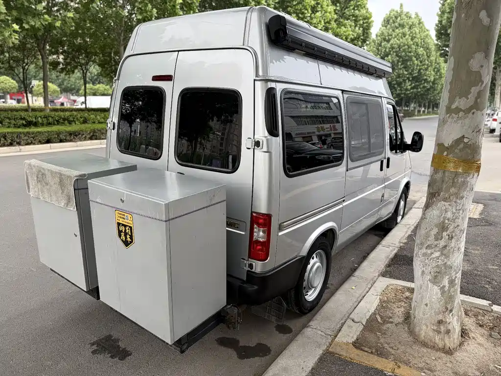 Transit Custom 2.8 T Space King Taurus SWB Mid High Roof 6-seat Diesel CN-VI JX493