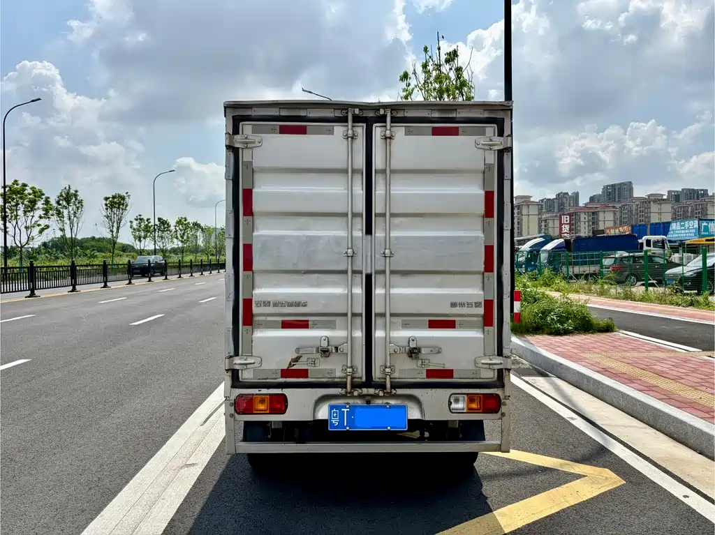 Wuling Rongguang Mini Truck 五菱荣光小卡 2021款 1.5 L标准型空调版单排L3 C
