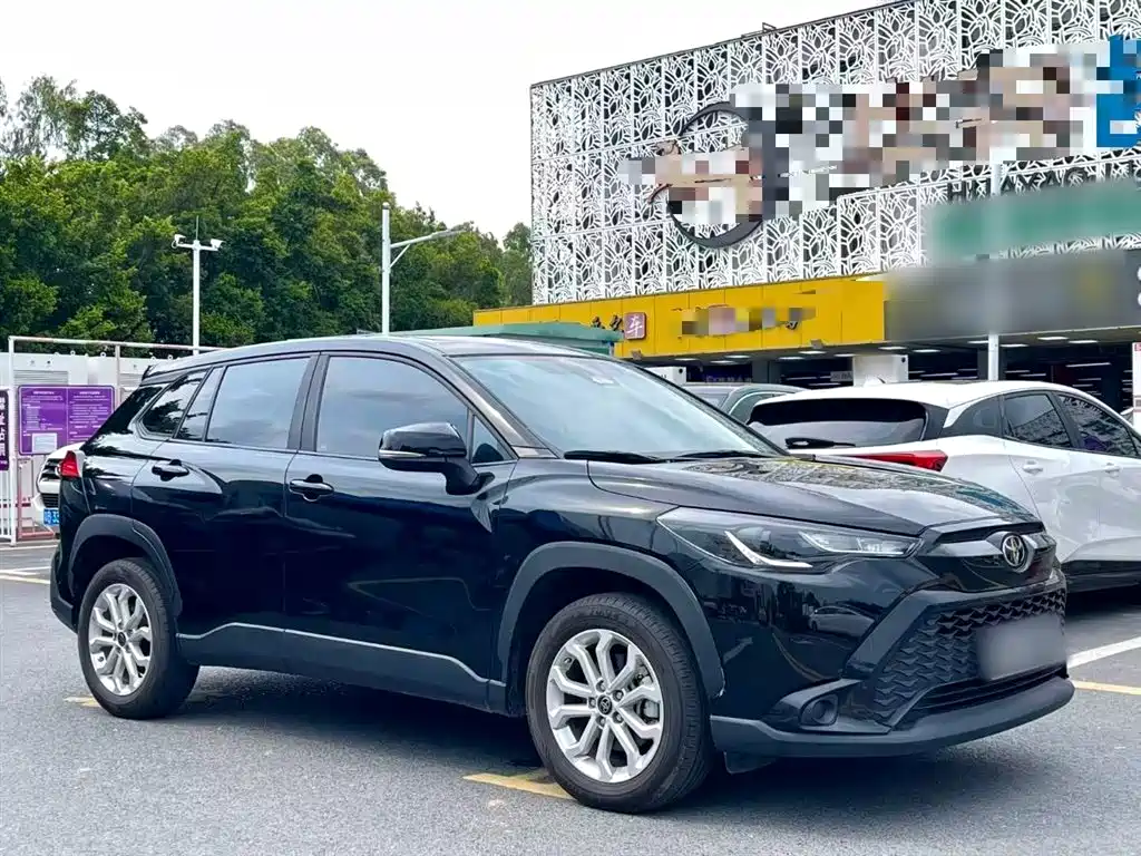 Frontlander 2.0 L CVT Leading