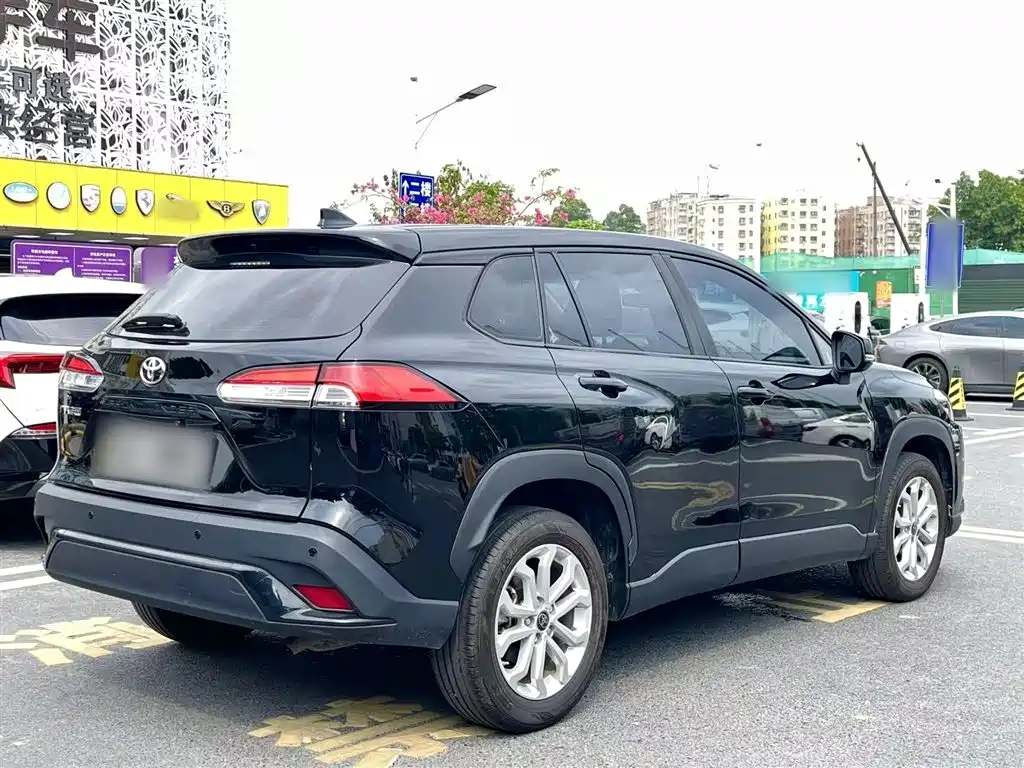 Frontlander 2.0 L CVT Leading