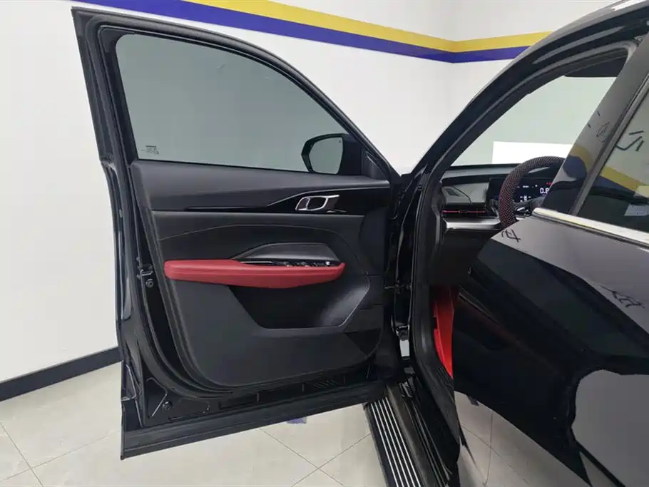 Changan Oshan Z6 Blue Whale 1.5 T DCT Smart Cool