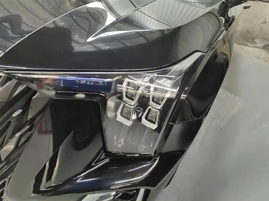 Trumpchi ES9 PHEV 143 km Max