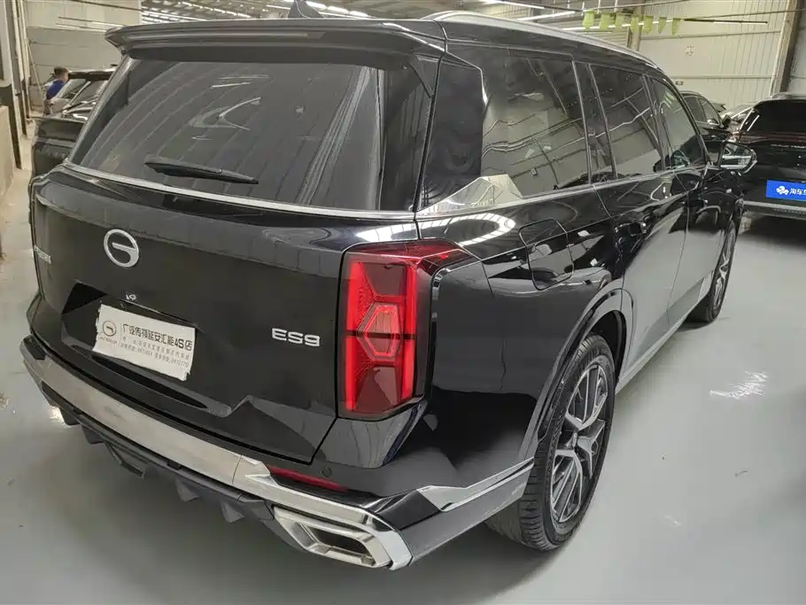 Trumpchi ES9 PHEV 143 km Max