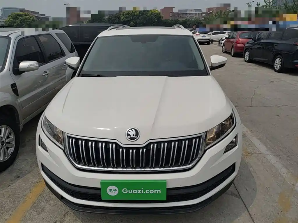 Kodiaq TSI330 5-seat 2 WD Luxury