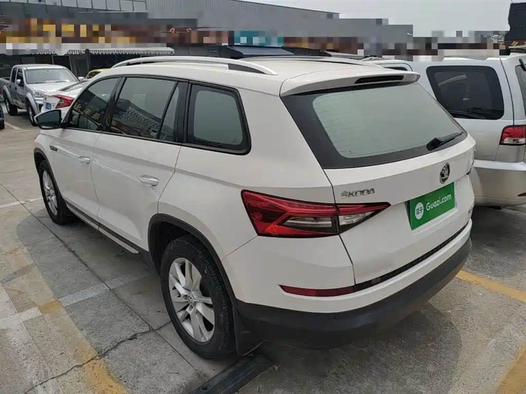 Kodiaq TSI330 5-seat 2 WD Luxury