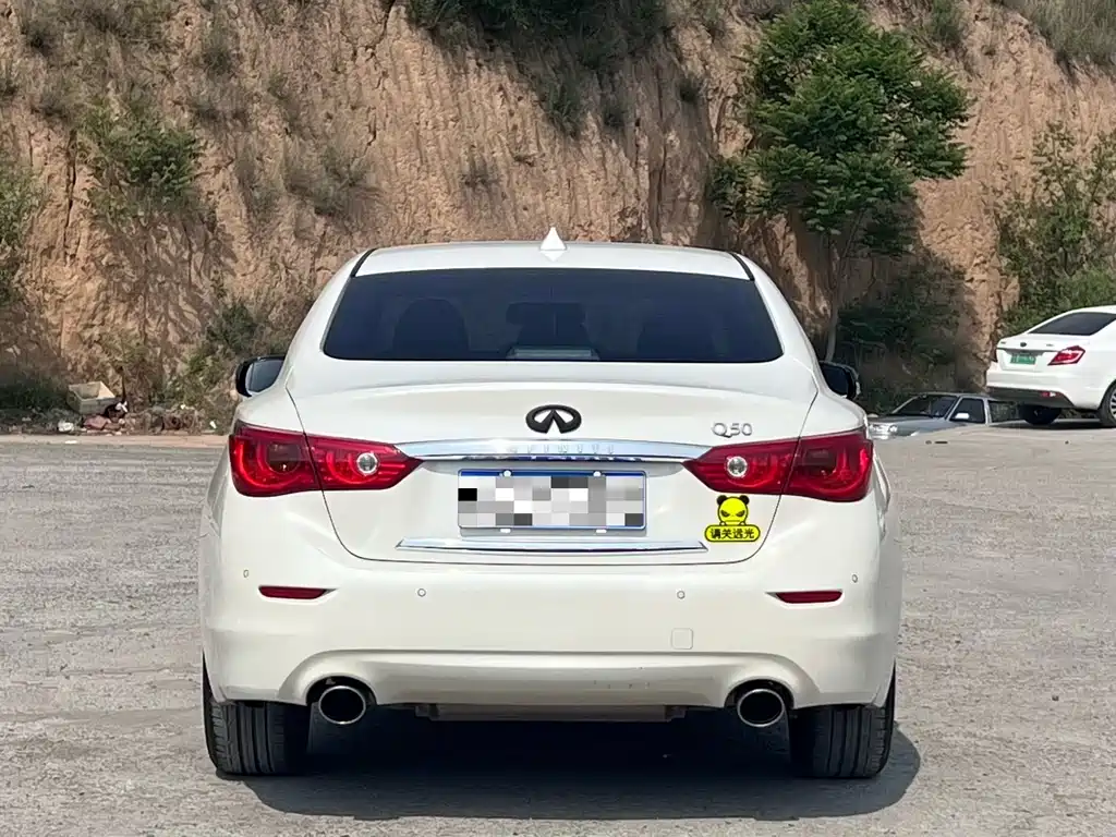 Infiniti Q50 L 2.0 T Joy