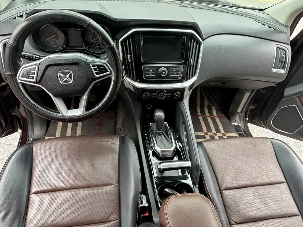 Yusheng S350 驭胜S350 2016款 2.0 T 自动两驱汽油豪华天窗版7座