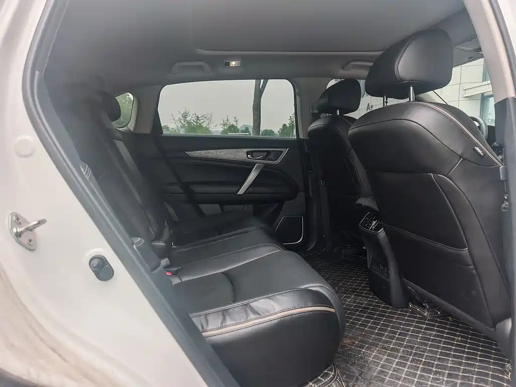 Avancier 240 TURBO 2 WD Smart Enjoyment