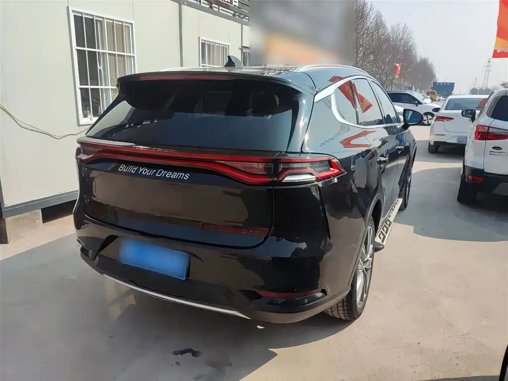 Tang 2.0 T Auto Connected Honored 7-seat CN-VI