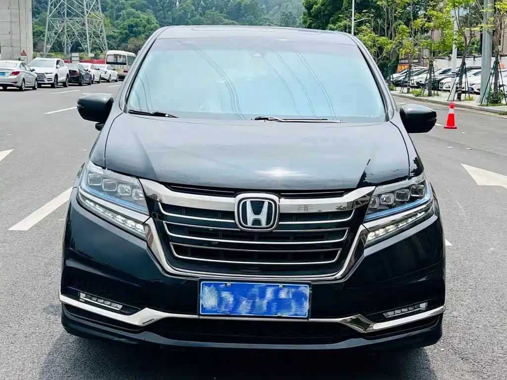 Elysion 2.0 L Hybrid Luxury