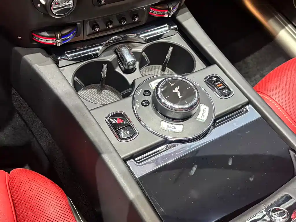 Ghost 6.6 T LWB Range