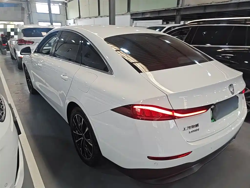 Roewe D7 DMH 125 km World Champion