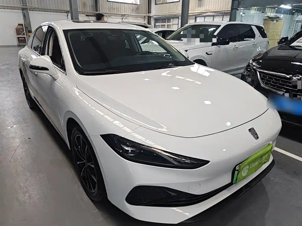 Roewe D7 DMH 125 km World Champion