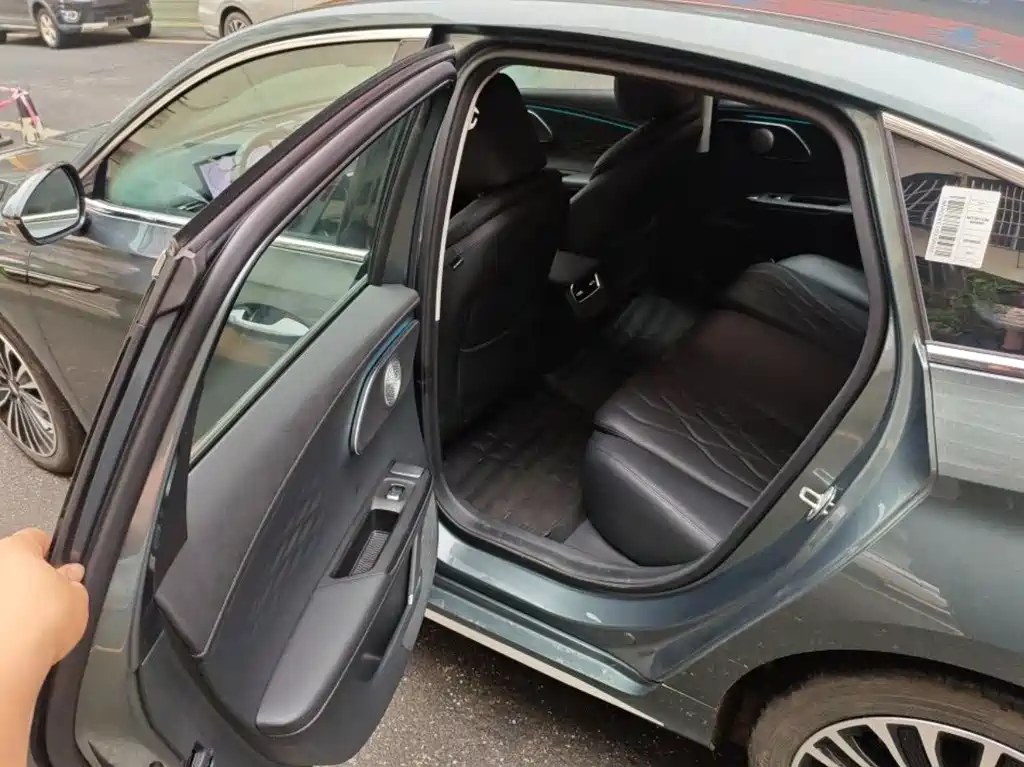 Fengyun A8 L 风云A8 L 2025款 1.5 TGDI 145 km 标准型