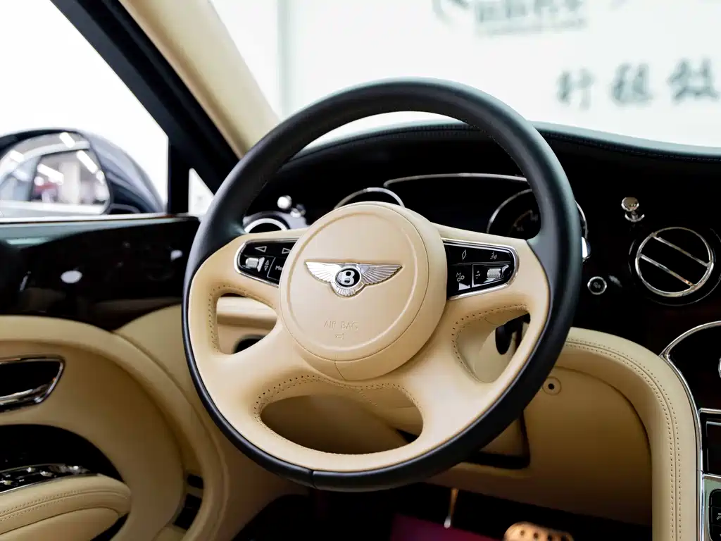 Mulsanne 6.8 T Distinguished