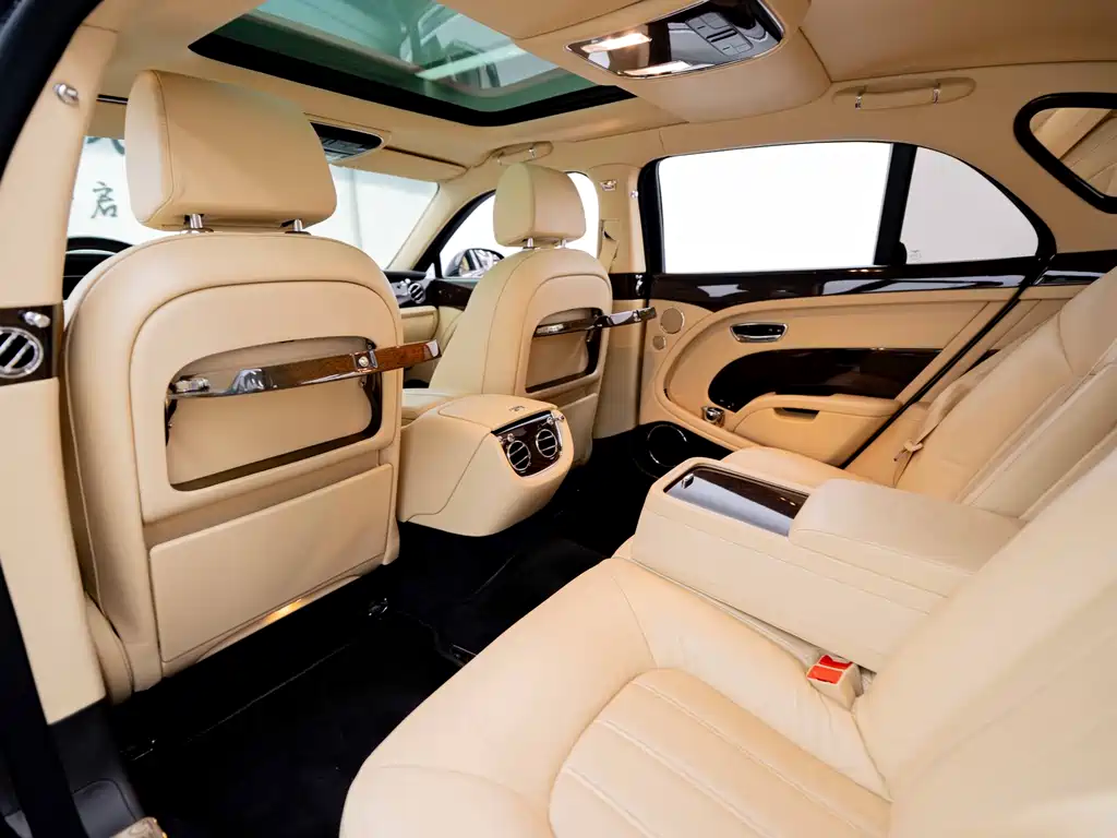 Mulsanne 6.8 T Distinguished